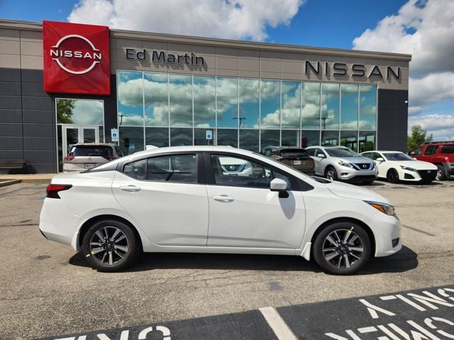 2025 Nissan Versa 1.6 SV