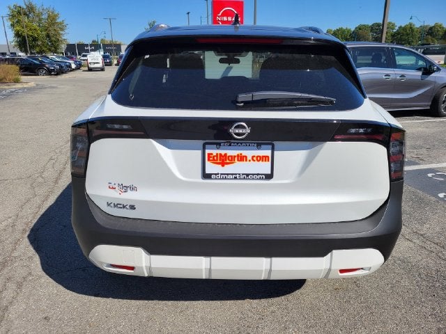 2027 Nissan Kicks SV