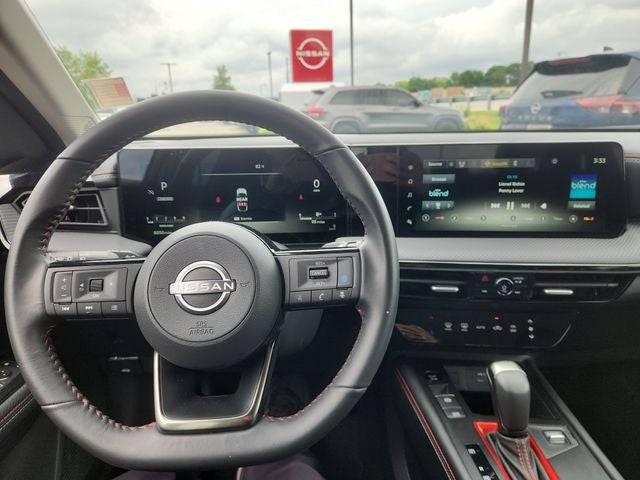 2025 Nissan Kicks SR