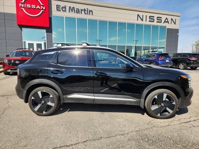 2025 Nissan Kicks SR