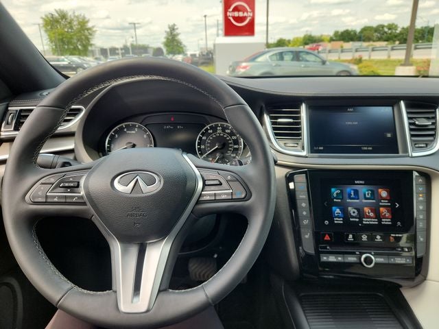 2023 INFINITI QX55 LUXE