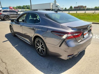 2023 Toyota Camry Hybrid SE