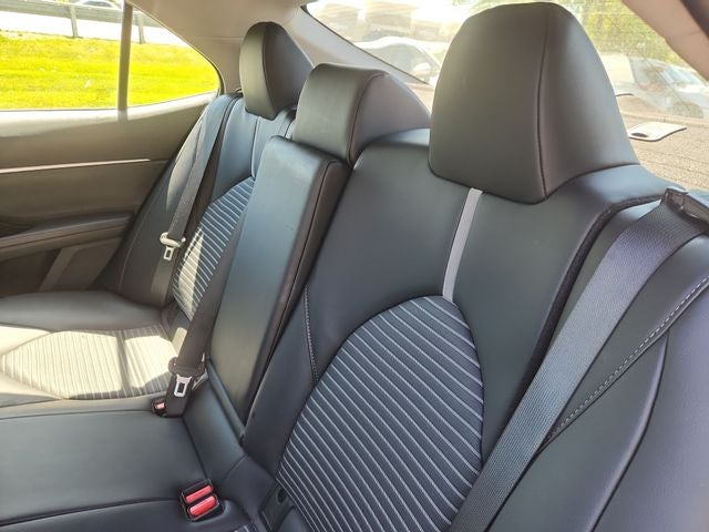 2023 Toyota Camry Hybrid SE