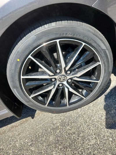 2023 Toyota Camry Hybrid SE