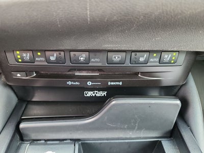 2022 Lexus ES 300h Ultra Luxury