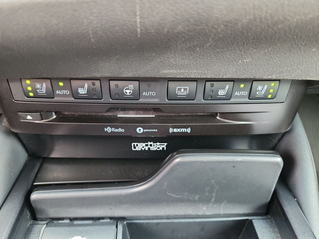 2022 Lexus ES 300h Ultra Luxury