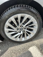 2022 Lexus ES 300h Ultra Luxury