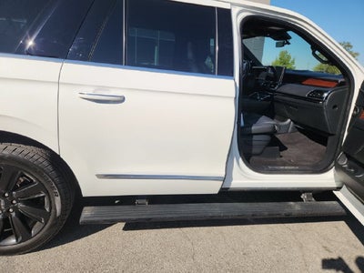 2023 Lincoln Navigator L Reserve