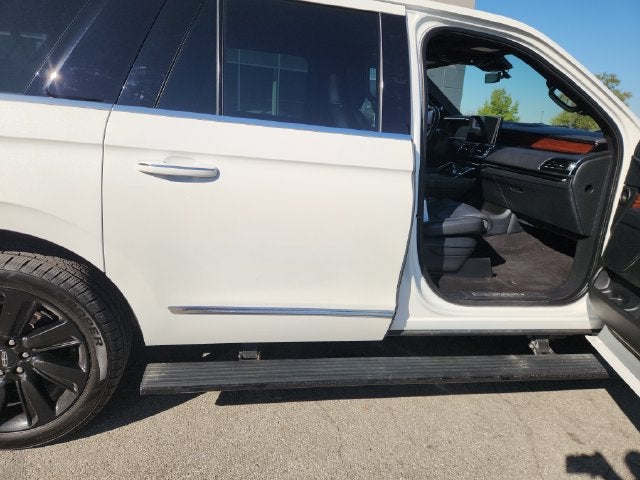 2023 Lincoln Navigator L Reserve