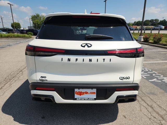 2025 INFINITI QX60 LUXE