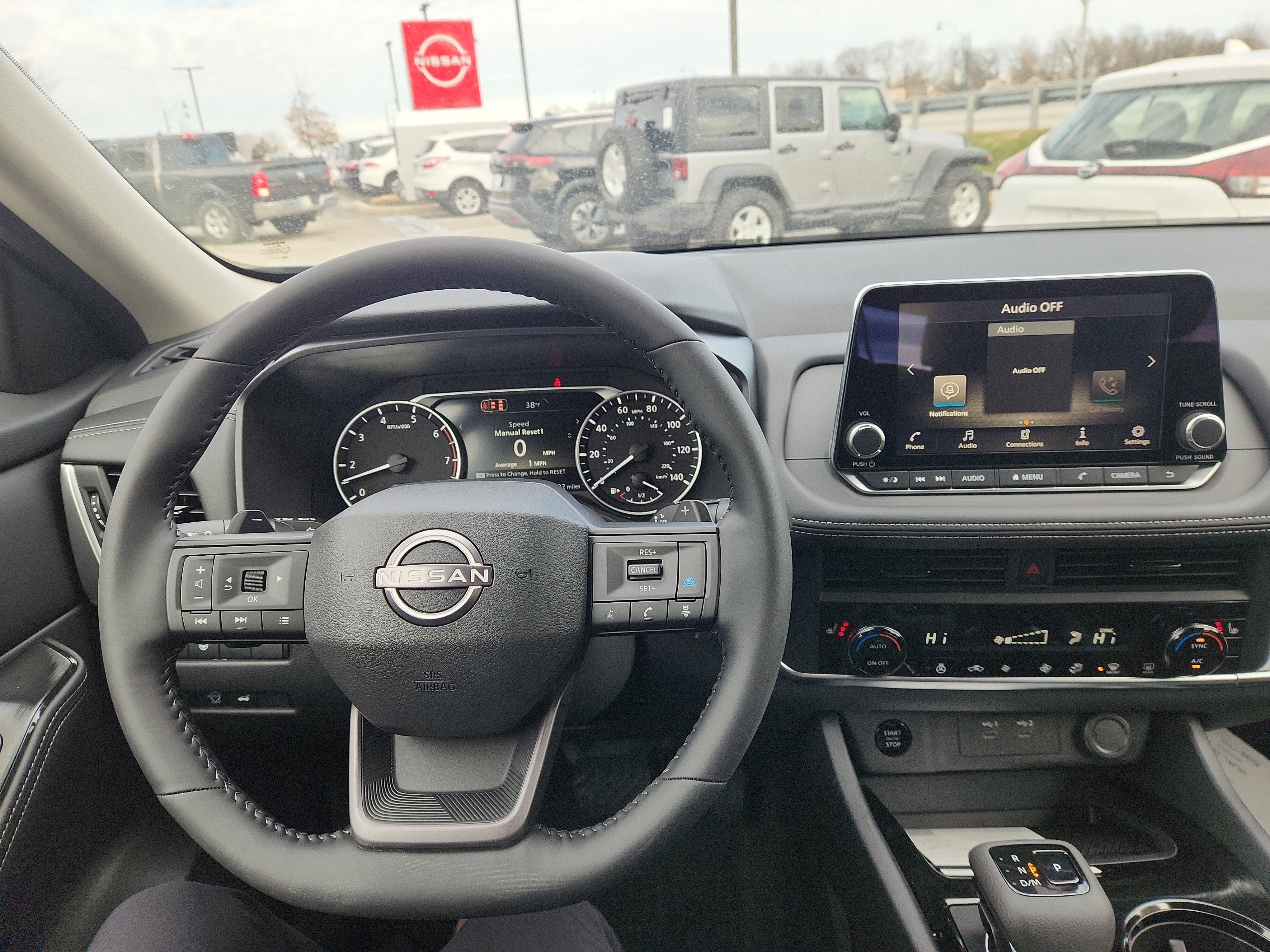 2026 Nissan Rogue SV