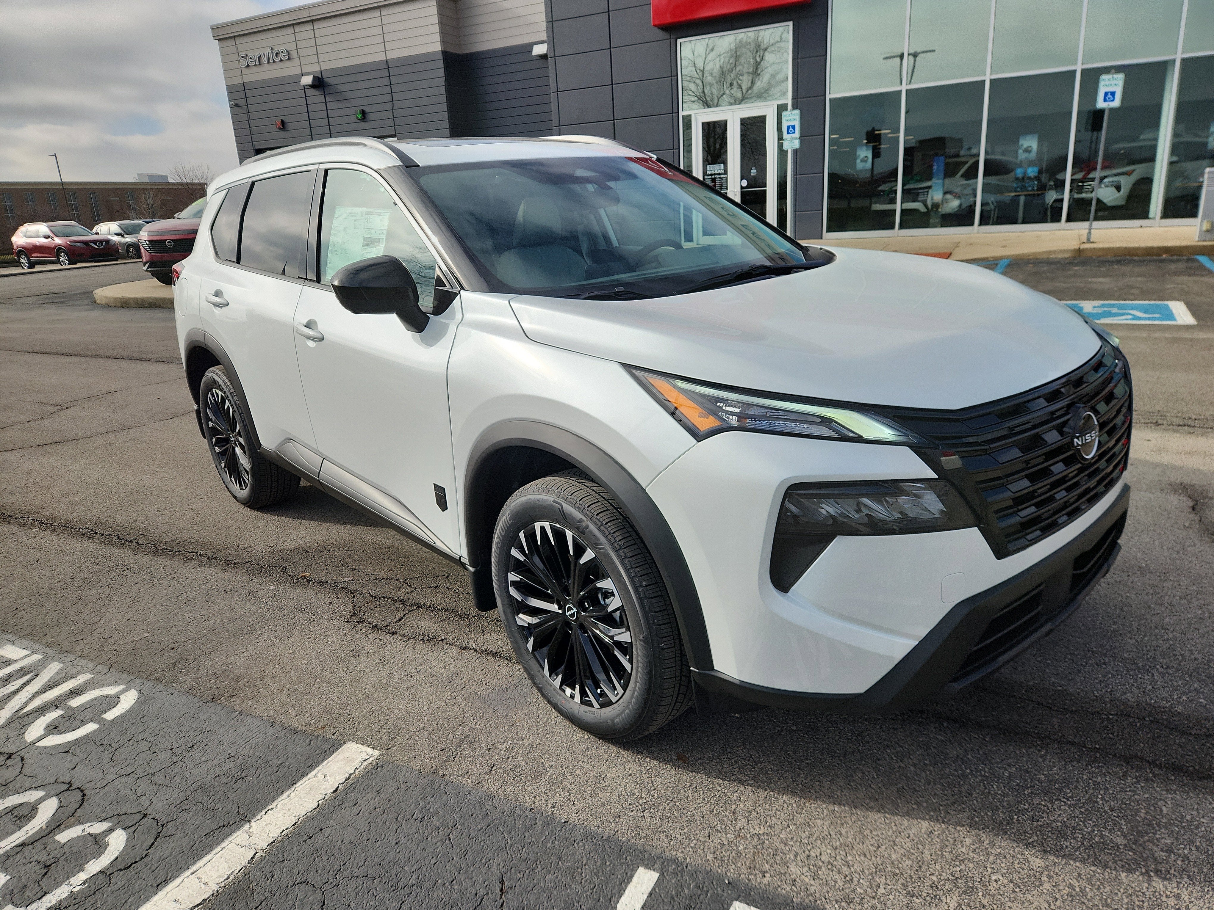 2026 Nissan Rogue Dark Armor