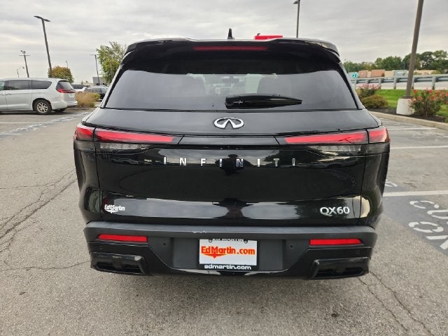 2024 INFINITI QX60 LUXE