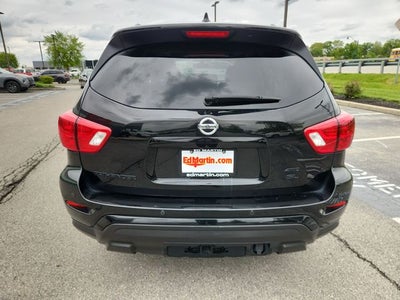 2020 Nissan Pathfinder SL
