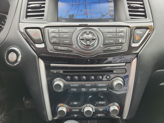 2020 Nissan Pathfinder SL