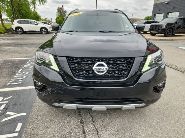 2020 Nissan Pathfinder SL
