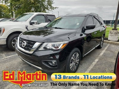 2019 Nissan Pathfinder SV