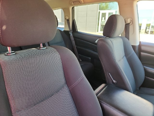 2019 Nissan Pathfinder SV
