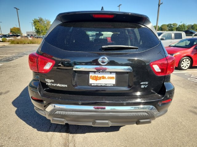 2019 Nissan Pathfinder SV