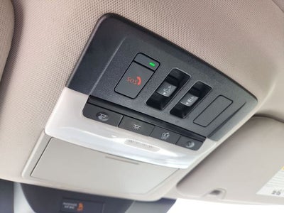 2023 Nissan Pathfinder SV
