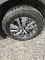 2023 Nissan Pathfinder SV