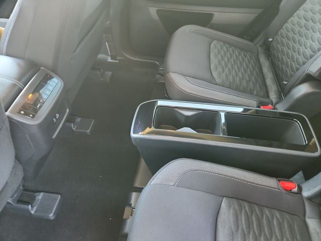 2023 Nissan Pathfinder SV