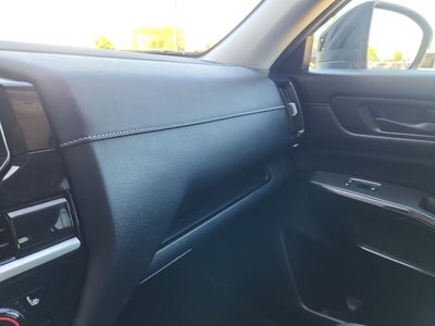 2023 Nissan Pathfinder SV