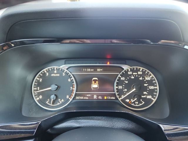 2023 Nissan Pathfinder SV