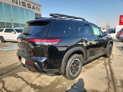 2026 Nissan Pathfinder SV