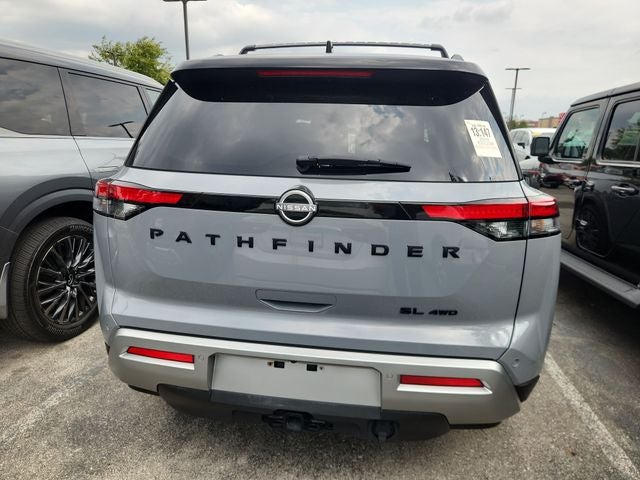 2024 Nissan Pathfinder SL