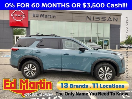 2026 Nissan Pathfinder SL