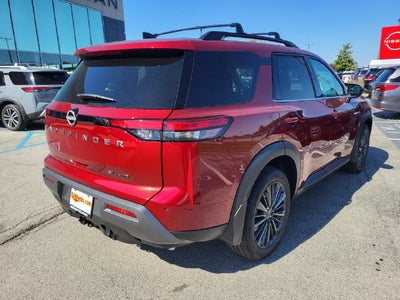 2026 Nissan Pathfinder SL