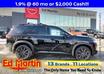 2026 Nissan Pathfinder SL