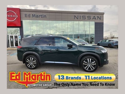 2024 Nissan Pathfinder Platinum