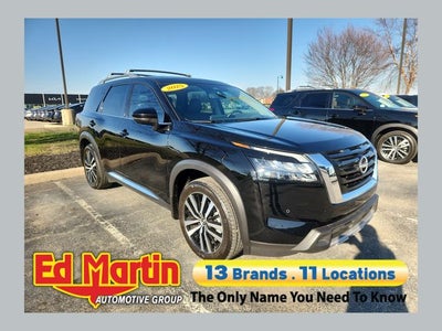 2025 Nissan Pathfinder Platinum