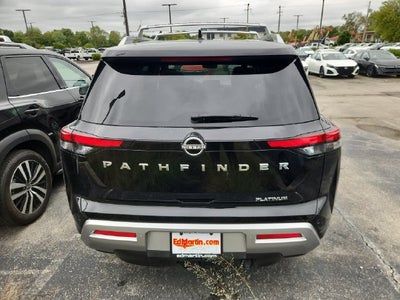 2025 Nissan Pathfinder Platinum