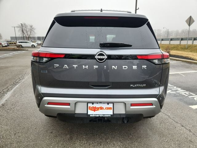 2025 Nissan Pathfinder Platinum