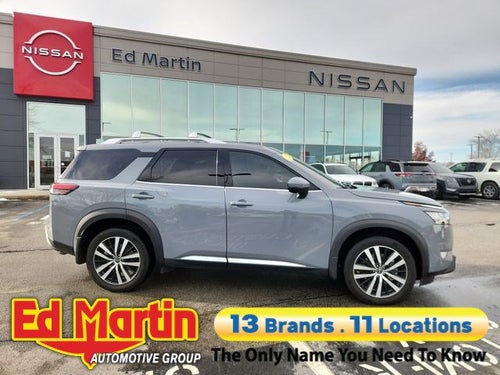 2023 Nissan Pathfinder Platinum