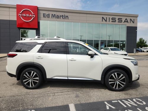 2023 Nissan Pathfinder Platinum