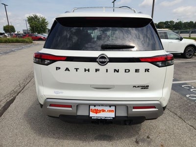 2023 Nissan Pathfinder Platinum