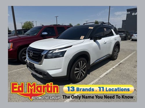 2025 Nissan Pathfinder Platinum