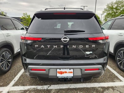 2026 Nissan Pathfinder Platinum