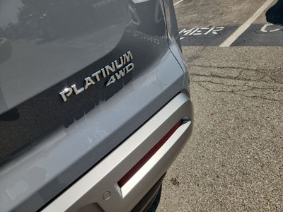 2025 Nissan Pathfinder Platinum