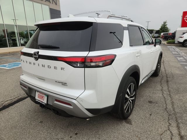 2025 Nissan Pathfinder Platinum