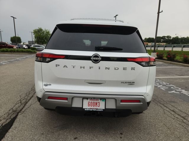 2025 Nissan Pathfinder Platinum