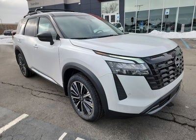 2026 Nissan Pathfinder Platinum