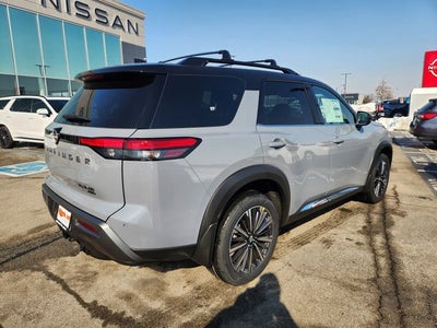 2026 Nissan Pathfinder Platinum
