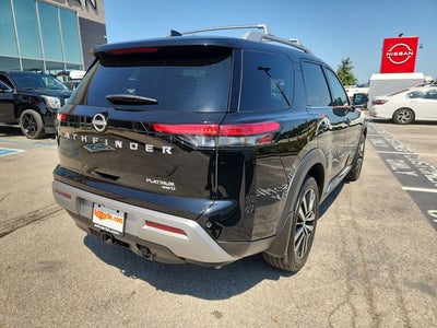 2025 Nissan Pathfinder Platinum