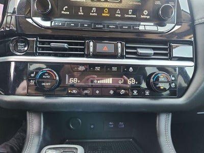 2025 Nissan Pathfinder Platinum