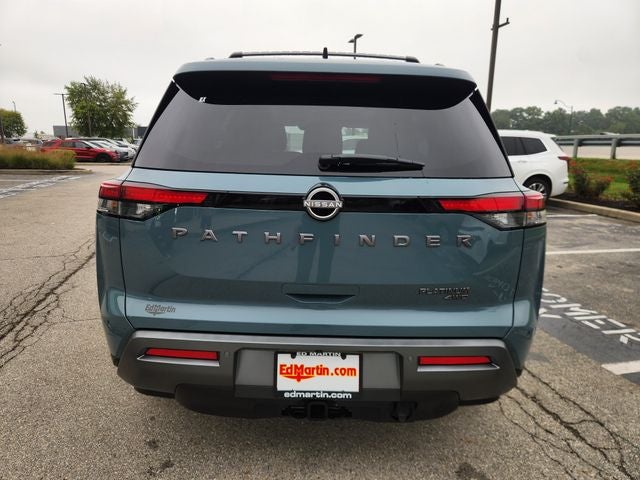 2026 Nissan Pathfinder Platinum